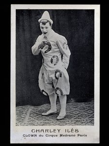 来自巴黎 Medrano 马戏团的小丑 Charley Iles (1876-?)，大约 1910 年，明信片，法国，20 世纪 作者 法国摄影师
