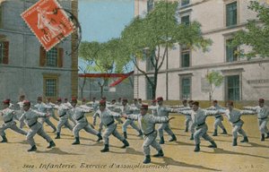 法国步兵行使，明信片于1913年发出。 作者 法国摄影师