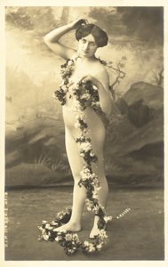 身体长袜的女孩拿着花的诗歌选 作者 French Photographer