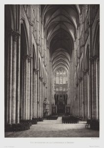 Interior view of Amiens Cathedral (b/w photo) 作者 法国摄影师