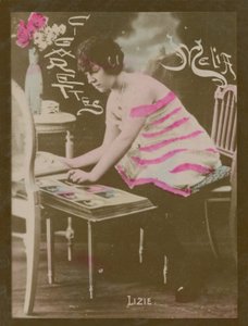 Lizie，有相册的女孩 作者 法国摄影师