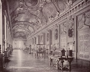 Paris: Gallery of Apollo, Louvre Museum, looking South (b/w photo) 作者 法国摄影师