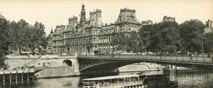 巴黎，市政厅和Pont d&39;Arc，市政厅和Arcole桥 作者 法国摄影师