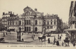 Place du Ralliement，剧院和Chaussee Saint-Pierre，昂热，法国 作者 法国摄影师