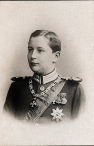 普鲁士王子艾特尔弗雷德里克的肖像（1883-1942）。 作者 法国摄影师