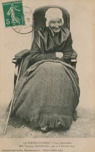 百岁老人的明信片，夫人Therese Bedoiseau，La Ferte-Loupiere，1913年 作者 法国摄影师