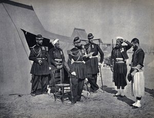 惩罚，1854 年克里米战役期间法国军队的士兵。摄影，19 世纪后期。 作者 法国摄影师