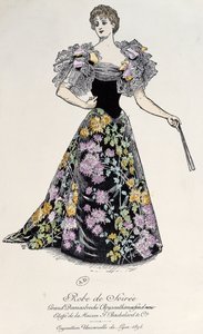 在锦缎的晚礼服与在黑背景的菊花锦，1894年 作者 法语学校