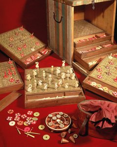 路易十四（1638-1715）（木与象牙）发明的多芬乐透游戏