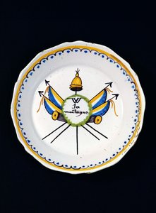 La Montaigne板材（陶瓷） 作者 法语学校