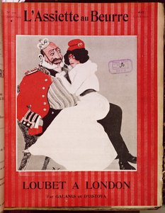 玛丽安坐在爱德华七世国王（1841-1910）的膝盖上，1903年7月11日，LAssiette au Beurre的封面 作者 法语学校