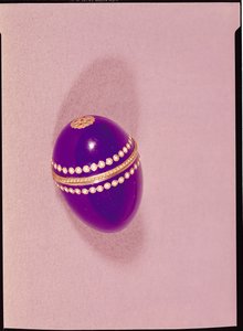 一个鸡蛋形状的必需品，Sevres，1775（陶瓷） 作者 法语学校