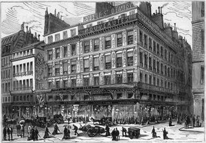 巴黎百货公司：位于巴黎Rue Paradis Poissonniere和Faubourg Sant Denis街角的 "圣丹尼斯之城 "的外景。 作者 法语学校