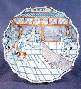 画有网球场景的盘子 作者 法语学校