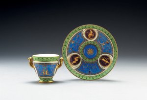 Sevres bleu celeste和浅绿色地面两柄杯碟，1790年 作者 法语学校