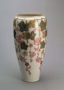 Sevres 花瓶，釉上彩装饰（瓷器） 作者 法语学校