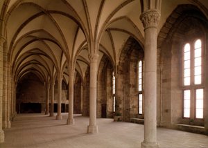 Salle des Hotes，修道院的内部视图 作者 法语学校