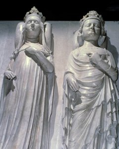 埃夫勒的琼皇后 (1307-1371) 和查理四世勒贝尔 (1294-1328) 的大理石矿床。 它与莫比松的模型相同，由让·德列日（Jean de Liege）（约 1357-1381 年左右）按照女王的命令制作。 圣丹尼斯大教堂，皇家墓地。 作者 法语学校