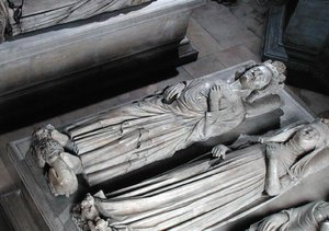菲利普五世（1293-1322）"高个子 "和让娜-德-埃夫勒（1305-71）的陵墓（大理石）（细节）。 作者 法语学校