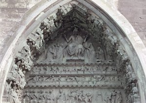 来自北部横断面左门的鼓室描绘了最后的审判，1225-40 作者 法语学校
