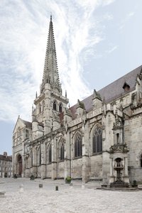 Cathedrale Saint Lazare d