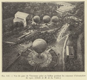 1900 年充气竞赛期间 Vincennes 公园的气球景观 作者 法语学校