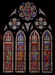 窗口w9描绘了神圣罗马皇帝：Charles Martel，Charlemagne，Pepin the Short，Louis the Fair 作者 法语学校