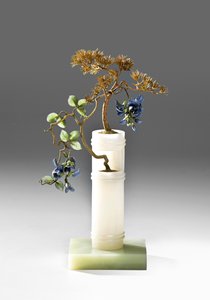 紫藤被松树拥抱，1908-1914年 作者 费奥多·阿列克谢耶维奇·阿法纳西耶夫