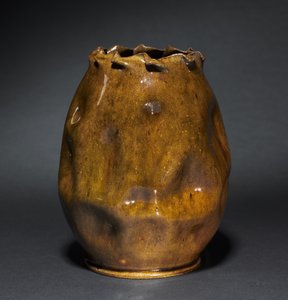 花瓶，约1900年（炻器）。 作者 乔治·E·厄尔