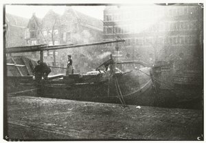 阿姆斯特丹 Brouwersgracht 的政府仓库 作者 伤害机器人