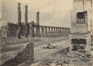 南卡罗来纳州查尔斯顿的R.R.车厂遗址，1860年代。 作者 乔治·N·巴纳德