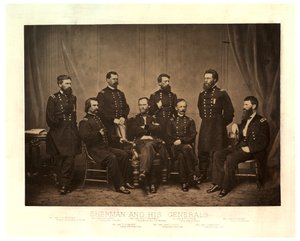 谢尔曼和他的将军[布莱尔在印刷前从另一个负片中添加]，1865年（棕褐色照片）