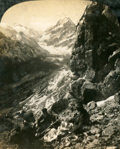 库克山，胡克冰川和山谷，新西兰，建于1909年。 作者 乔治·罗斯
