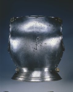 背板，约1510-1530年（黑漆钢，皮带）。 作者 德国学校