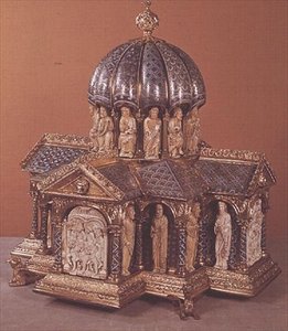 Eltenberg Reliquary，来自科隆，c.1180（象牙，铜和珐琅） 作者 德国学校