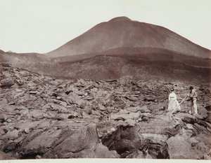 在维苏威火山的熔岩上行走 作者 乔治·夏
