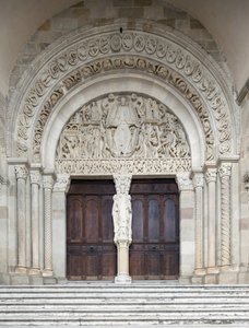 最后的审判，圣拉扎尔大教堂的中央门户，Autun，法国