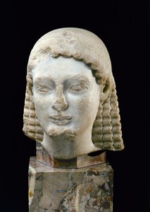 Kouros的负责人，来自雅典，公元前510年（大理石）
