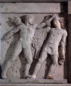 Magna graecia：有赫拉克勒斯和亚马逊的墙面，石头浮雕，公元前 5 世纪 作者 希腊文