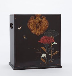 金属镀金的柜子，江户时代，17世纪末-18世纪中叶。 作者 小川张立