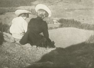 Birgitz的领域（汉斯和玛丽坐），c.1908（重铬酸胶印刷）