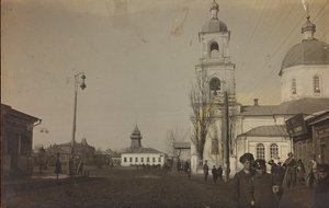 第一次世界大战：1914-1916 年德国军队入侵期间的“乌克兰”。 城市景观（黑白照片）