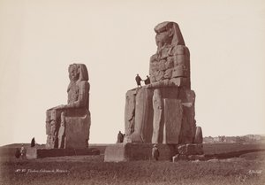 底比斯，孟农巨像（Thebes, Colosses de Memnon），1870 年代（照片）