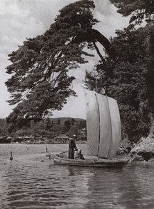 在松岛（黑白照片） 作者 赫伯特·庞廷