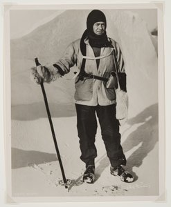 斯科特船长（1868-1912）在Terra Nova远征（1910-13）期间到达南极（溴化物印刷）