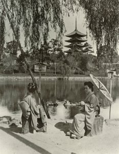奈良宝塔，1910年。 作者 赫伯特·庞廷