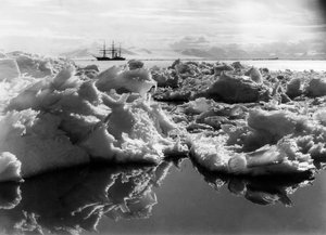 1911年在南极麦克默多湾的Terra Nova 作者 赫伯特·庞廷