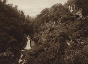 墨西哥：阿托亚克，盐湖（黑白照片） 作者 雨果·布雷默