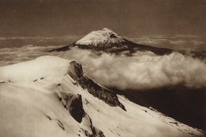 墨西哥：从 Iztaccihuatl 山顶俯瞰波波卡特佩特尔（黑白照片） 作者 雨果·布雷默