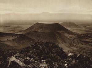 墨西哥：墨西哥首都郊区的死火山圣卡塔琳娜火山和拉卡尔德拉火山（黑白照片） 作者 雨果·布雷默